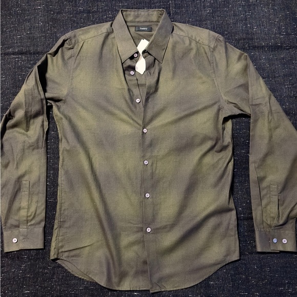 THEORY NWT - Irving Light Flannel - SMALL - Olive Check - Picture 1 of 1